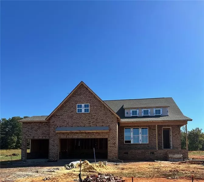 5600 Penguin DR, Summerfield, NC 27358