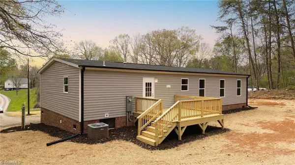 Morganton, NC 28655,2113 Green Haven CT