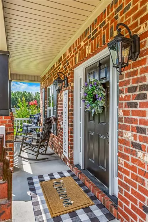 Tobaccoville, NC 27050,8484 Austin Hill LN