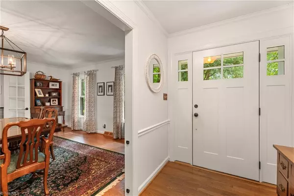 Winston-salem, NC 27104,4011 Dresden DR