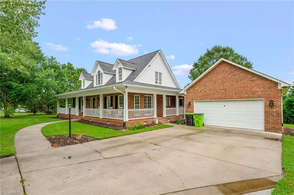 High Point, NC 27263,6205 Modlin Grove RD