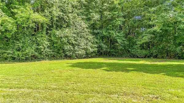 North Wilkesboro, NC 28659,2863 Airport RD