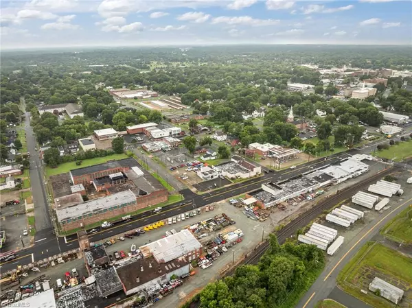 Burlington, NC 27215,112 Tucker ST