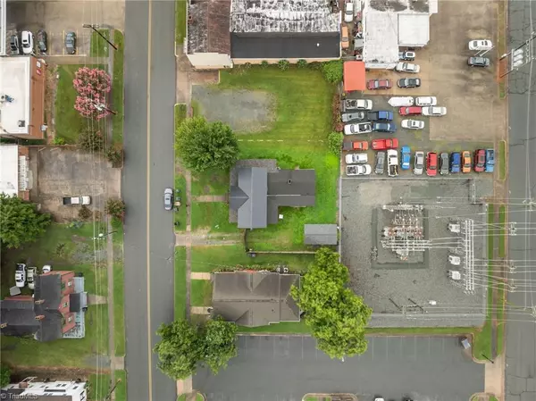 Burlington, NC 27215,112 Tucker ST