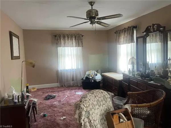 Winston-salem, NC 27101,814 Cameron AVE