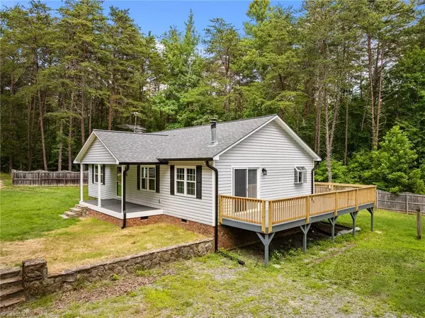 Yanceyville, NC 27379,284 Turkey Ridge TRL