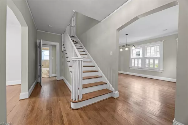 Winston-salem, NC 27103,1218 S Hawthorne RD