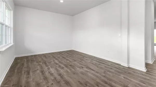 Winston-salem, NC 27107,320 Lisa LN