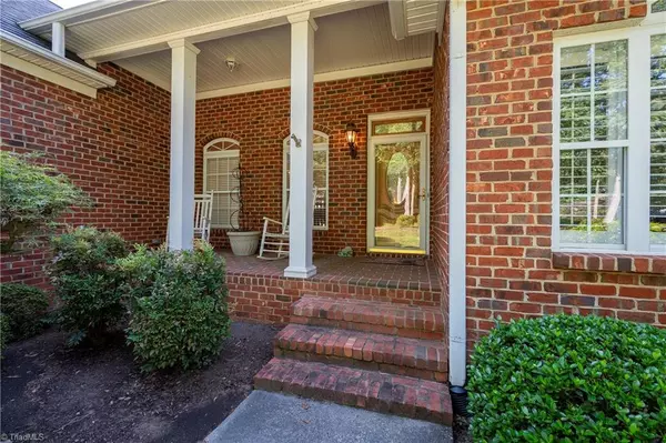 Advance, NC 27006,189 S March Ferry RD