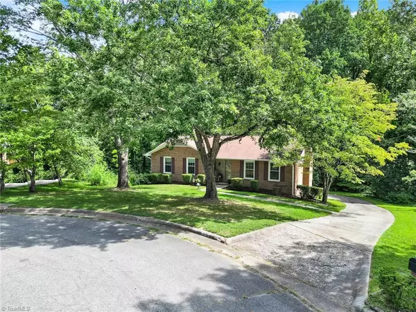 High Point, NC 27265,2312 Dover PL