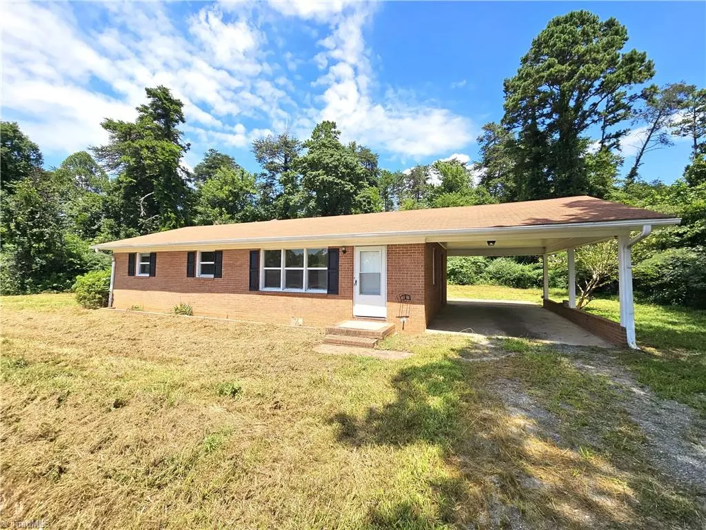 Walnut Cove, NC 27052,2447 Piney Mountain RD