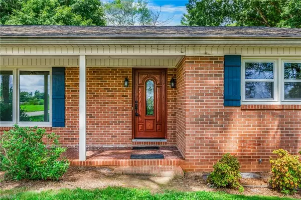 Walnut Cove, NC 27052,8544 Walnut Cove RD