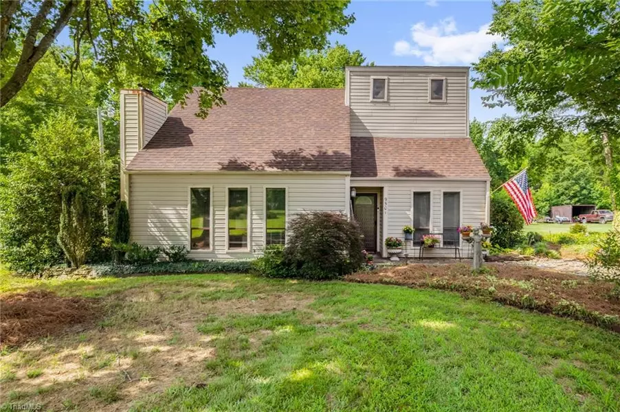 9501 County Line RD, Kernersville, NC 27284