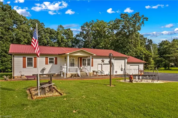 Statesville, NC 28625,784 Whites Farm RD