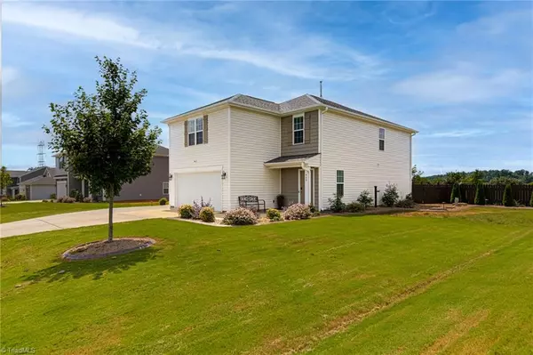 Clemmons, NC 27012,460 Altavista DR