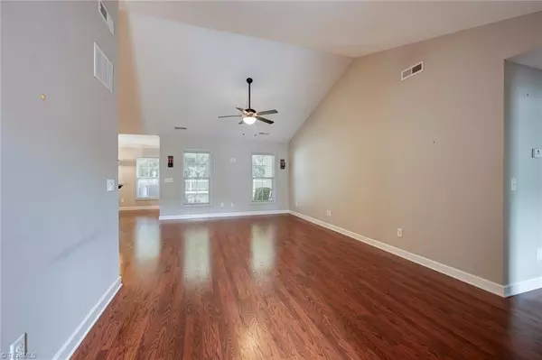 Pfafftown, NC 27040,1639 Crestlawn TRL