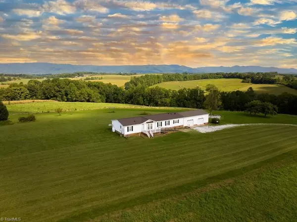 172 Hayden RD, Claudville, VA 24076