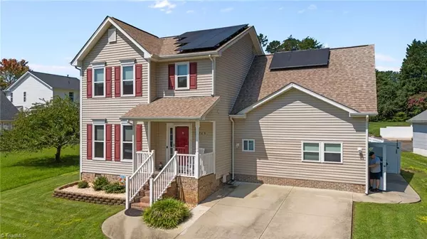 Winston-salem, NC 27103,1368 Still Point CT
