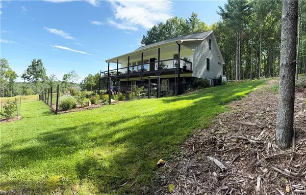 Fancy Gap, VA 24328,163 Snow Ridge LN