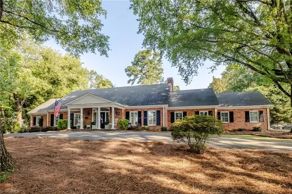 Winston-salem, NC 27106,2891 Robinhood RD