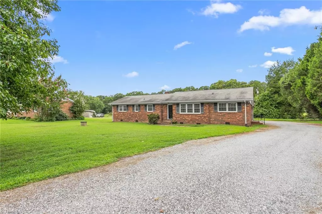 Summerfield, NC 27358,3949 Lewiston RD