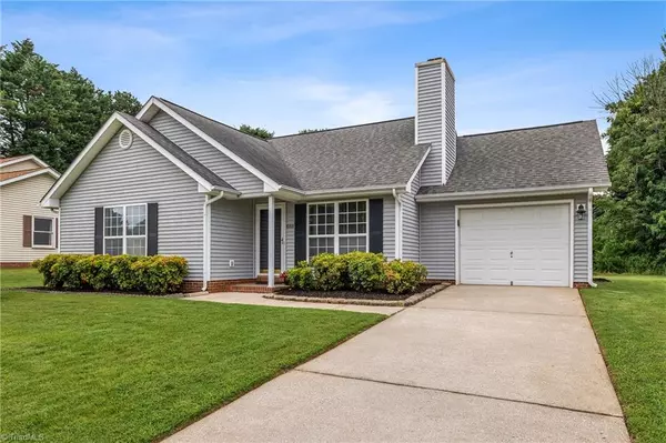 6910 Oak Bend TRL, Greensboro, NC 27410