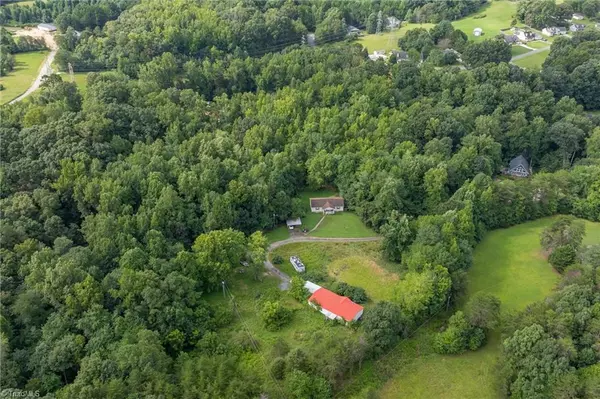 Winston-salem, NC 27107,589 Alvis LN