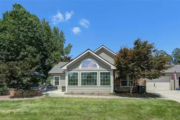 Winston-salem, NC 27103,3477 Waterwheel CIR