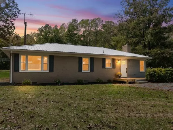 122 Old Fisher Ferry RD, Thomasville, NC 27360