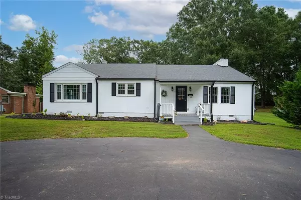 325 Coleman ST, Eden, NC 27288