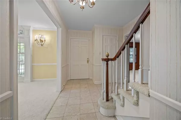 High Point, NC 27262,1122 Kensington DR