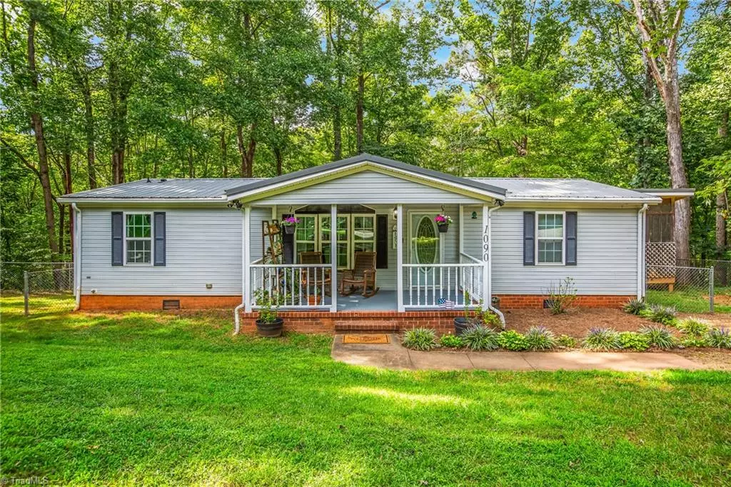 Madison, NC 27025,1090 Tree Haven LN