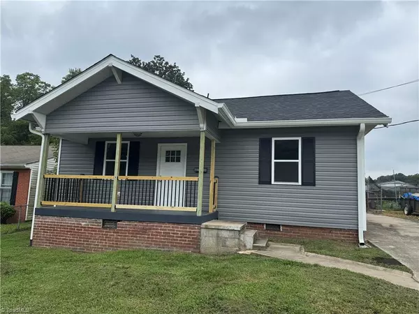 Winston-salem, NC 27127,2314 Konnoak View DR