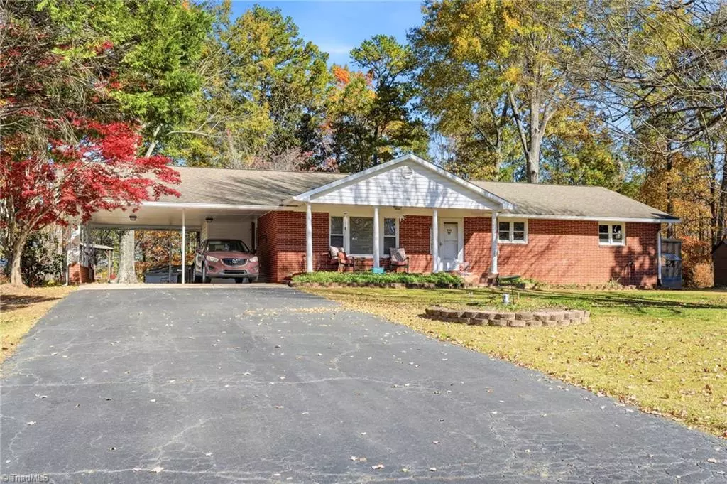 Walnut Cove, NC 27052,7665 Dennis RD