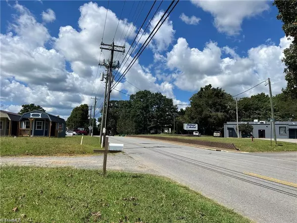 Dobson, NC 27017,503 W Kapp ST