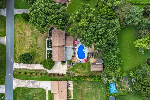 6455 Littlewood RD, Kernersville, NC 27284