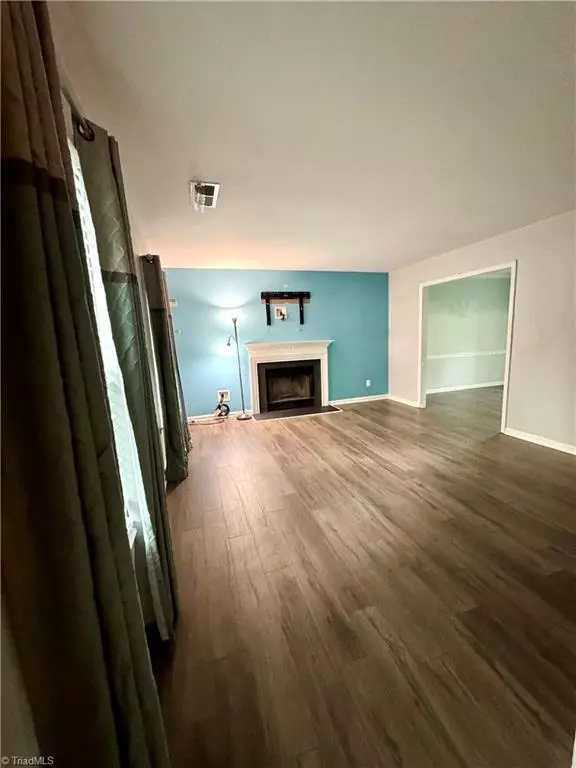 Rural Hall, NC 27045,9009 Stamford Club CT