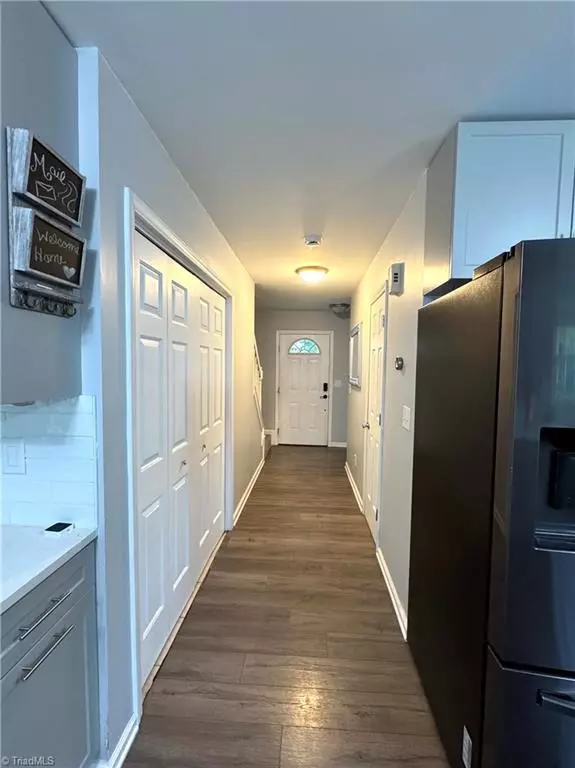 Rural Hall, NC 27045,9009 Stamford Club CT