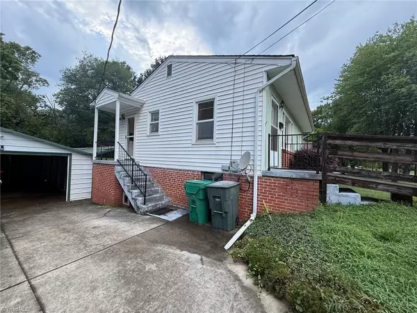 High Point, NC 27262,1311 Cook ST