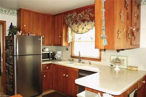 Winston-salem, NC 27106,2909 Wesleyan LN