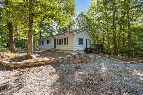 Stoneville, NC 27048,890 Belton RD