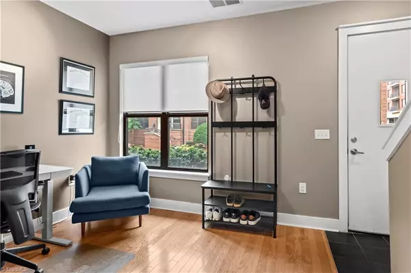 Winston-salem, NC 27101,317 N Green ST