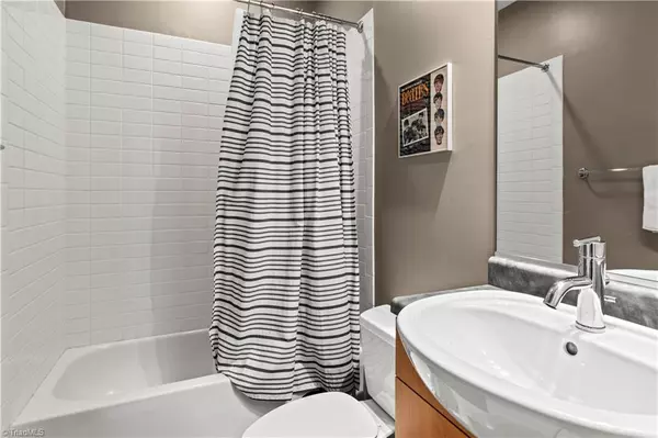 Winston-salem, NC 27101,317 N Green ST