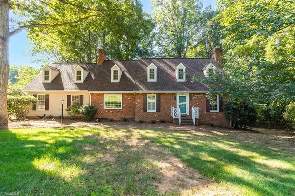 957 Bryansplace RD, Winston-salem, NC 27104