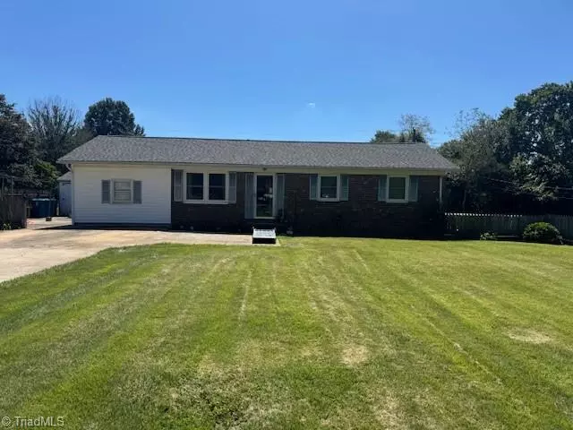 Mocksville, NC 27028,90 Whitney RD