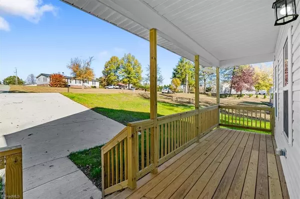 Burlington, NC 27217,129 Carriage LOOP