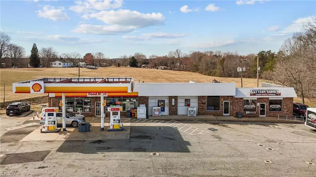 Madison, NC 27025,3656 US Highway 220