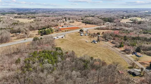 Madison, NC 27025,889 Williams RD