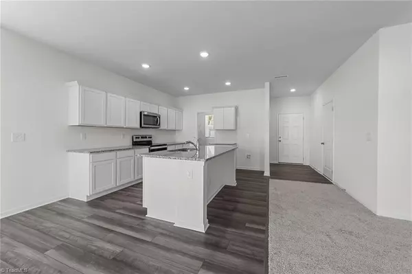 Mebane, NC 27302,378 Shiloh WAY