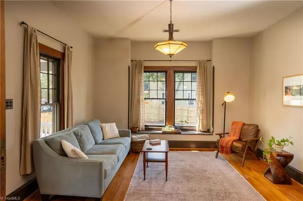 Winston-salem, NC 27127,15 W Devonshire ST